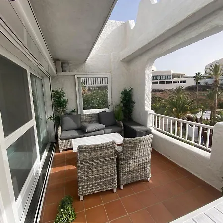 Vista Nautica Apartamento *